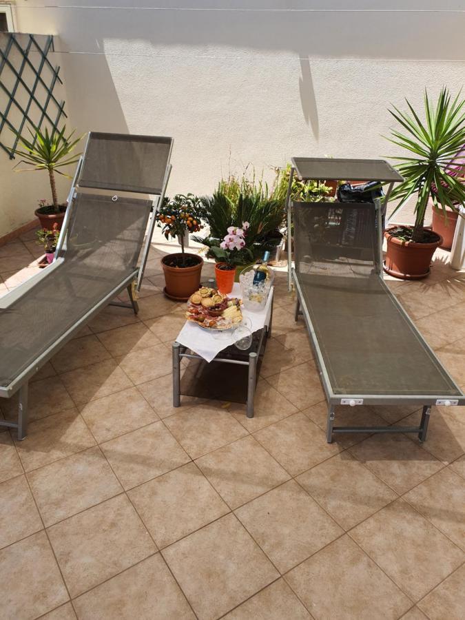 אסמיני B&B La Terrazza מראה חיצוני תמונה